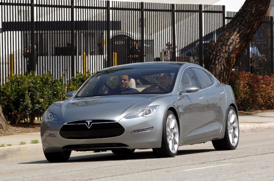  Tesla Model S 2009 года  (фото 29 из 44)